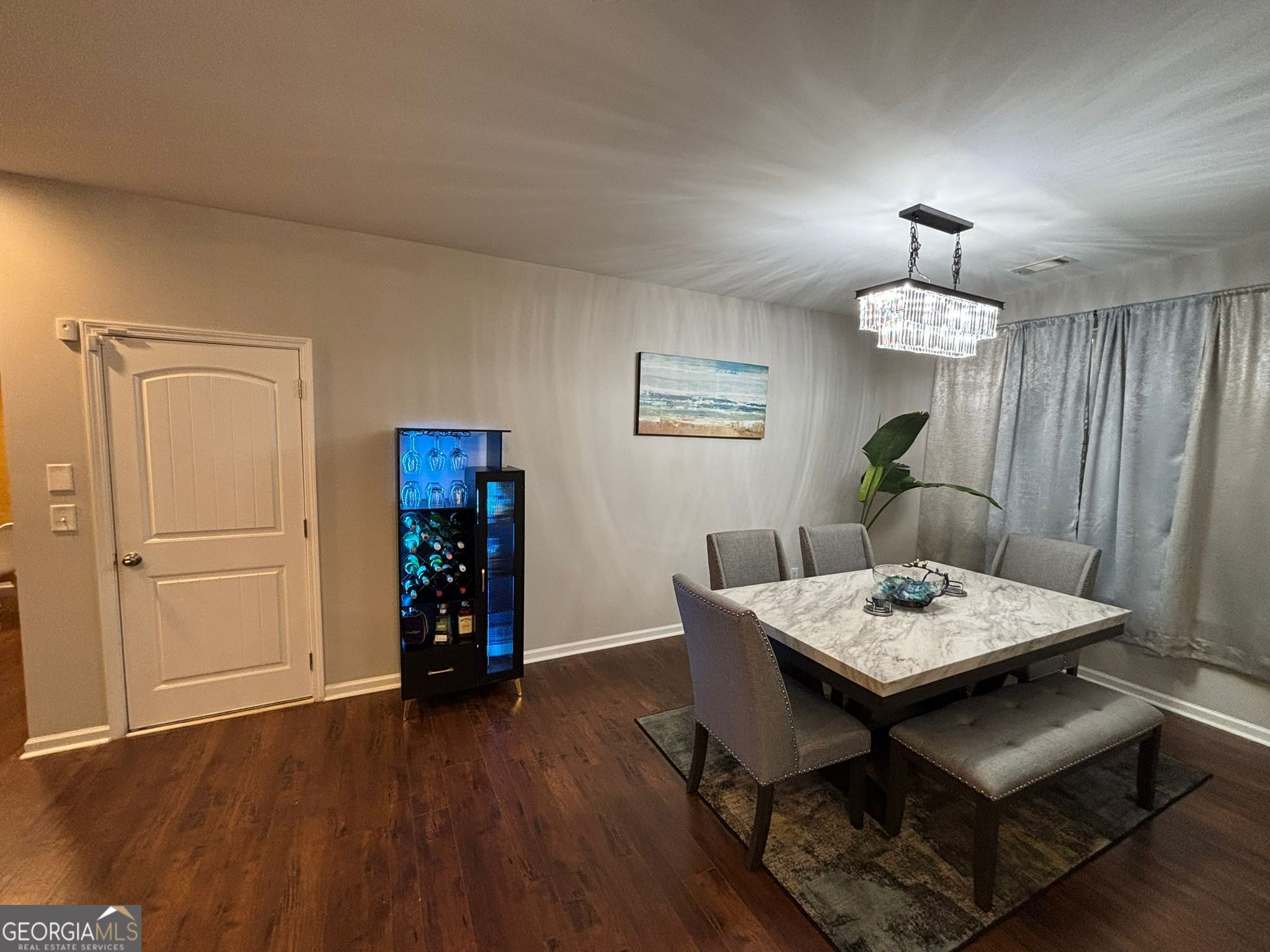 518 Tulip Lane