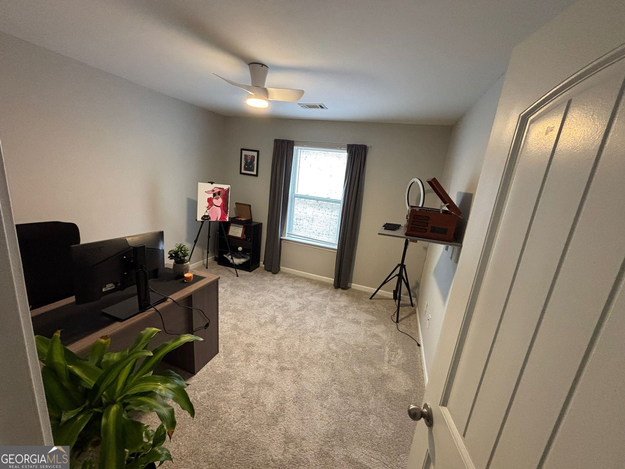 518 Tulip Lane