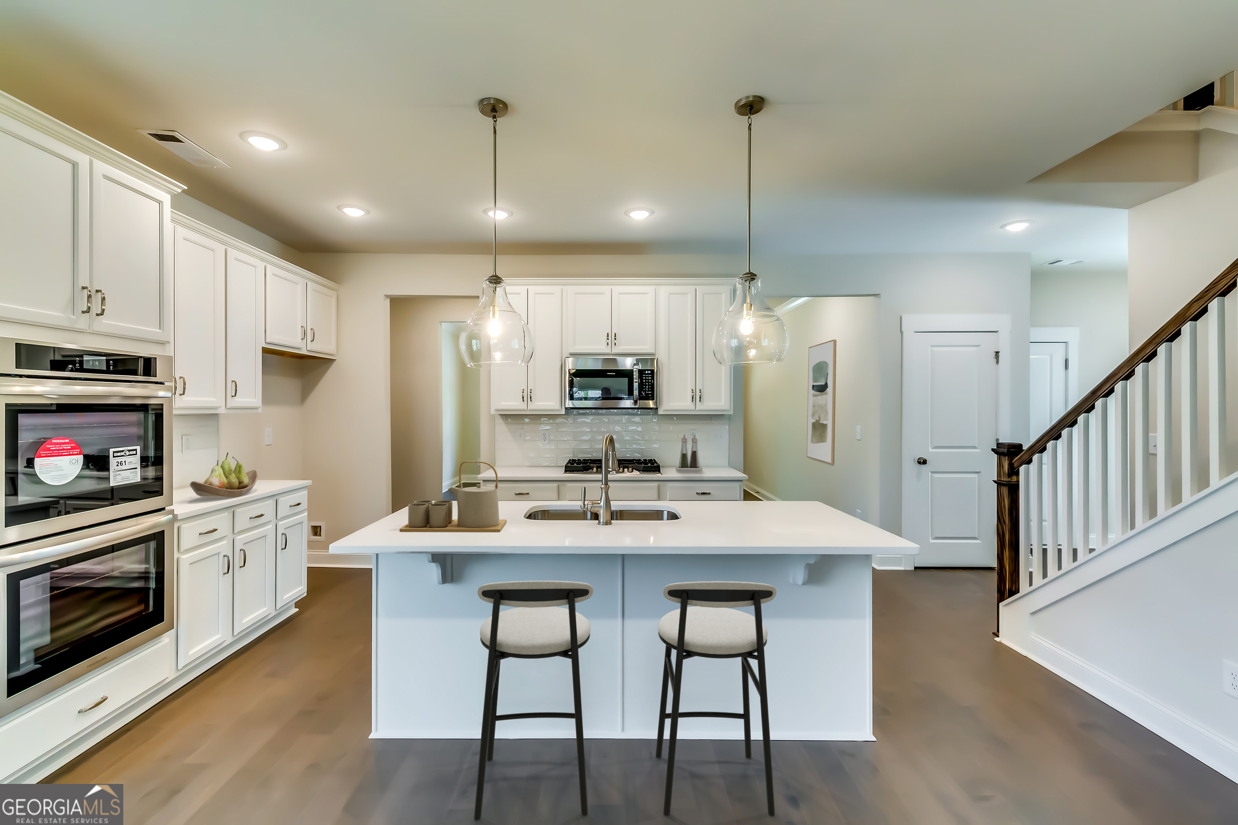 321 Principal Meridian Drive