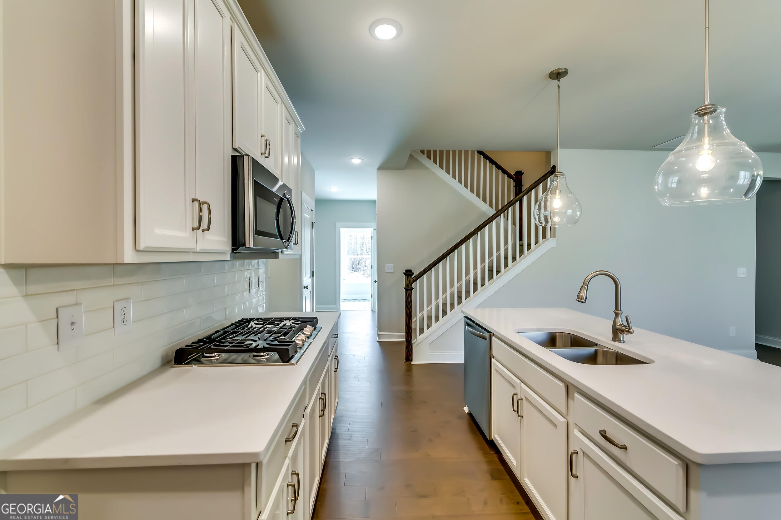 321 Principal Meridian Drive