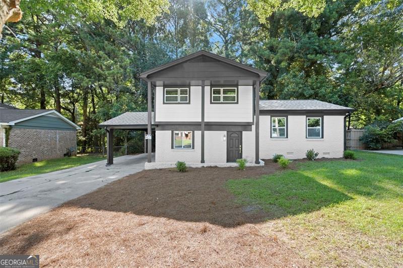 344 Woodstock Drive SW