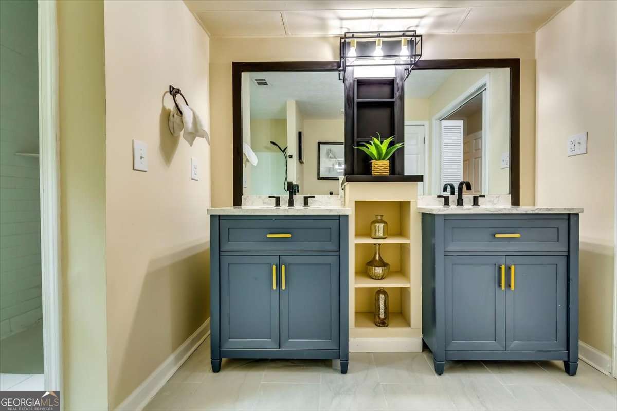 1493 Stoneleigh Hill Road