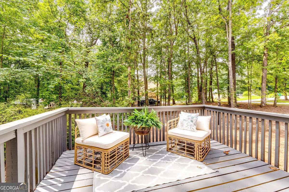 1493 Stoneleigh Hill Road