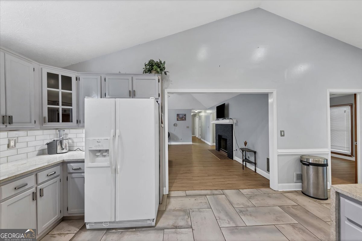 4731 Shadybrook Way SE