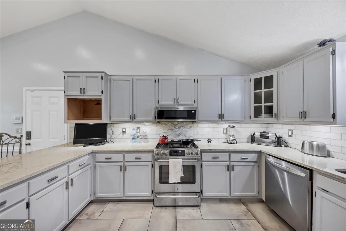 4731 Shadybrook Way SE