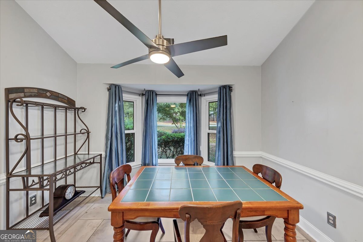 4731 Shadybrook Way SE