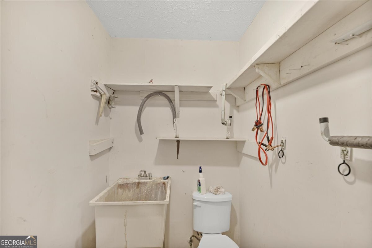 4731 Shadybrook Way SE