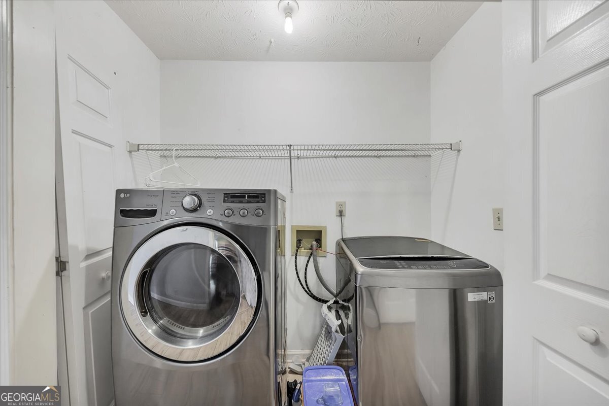 4731 Shadybrook Way SE