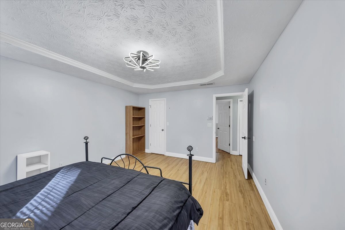 4731 Shadybrook Way SE