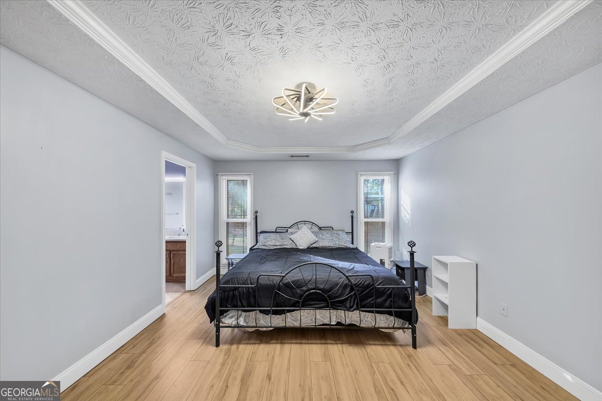 4731 Shadybrook Way SE