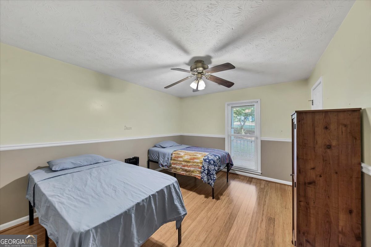 4731 Shadybrook Way SE