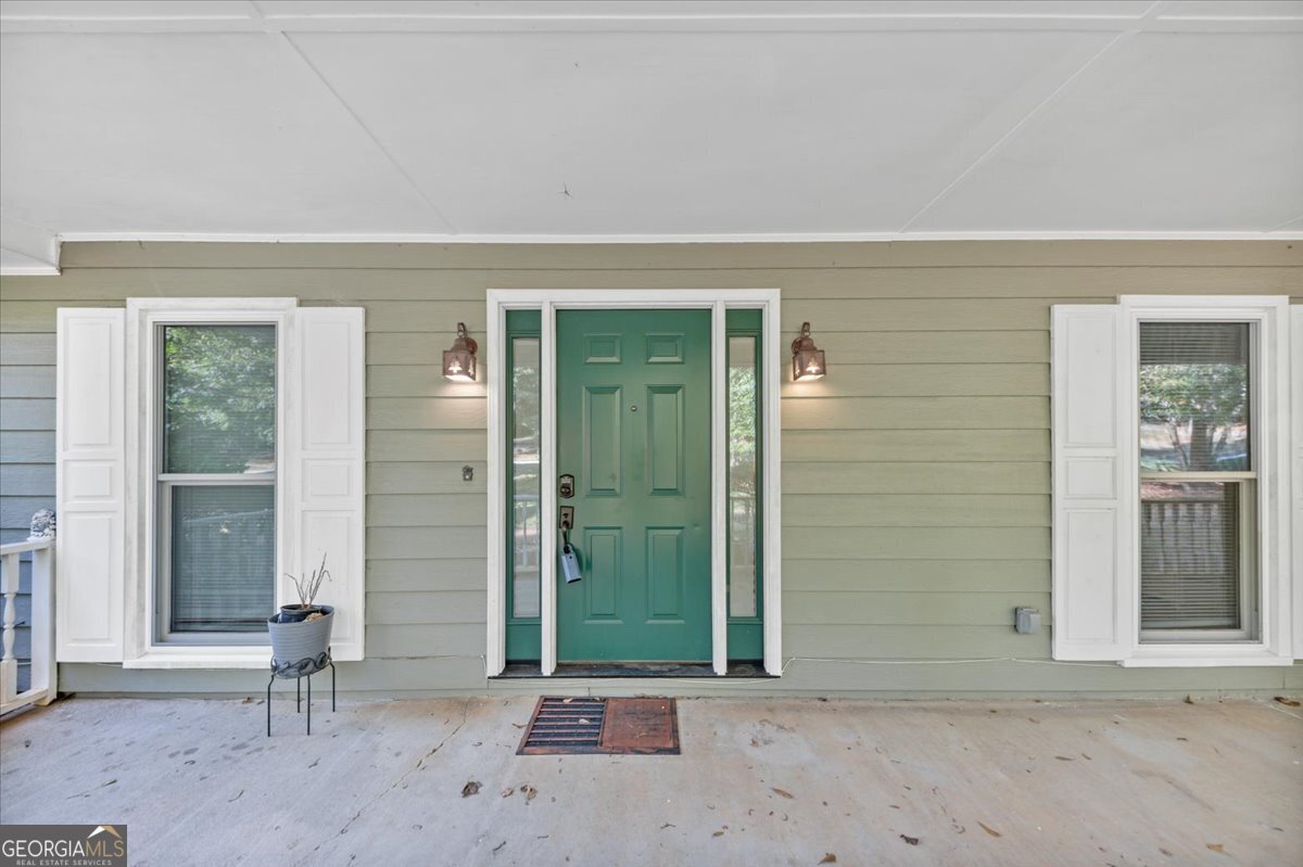 4731 Shadybrook Way SE