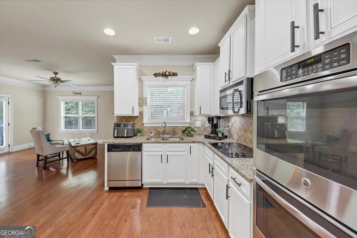 89 OATGRASS, Grayson