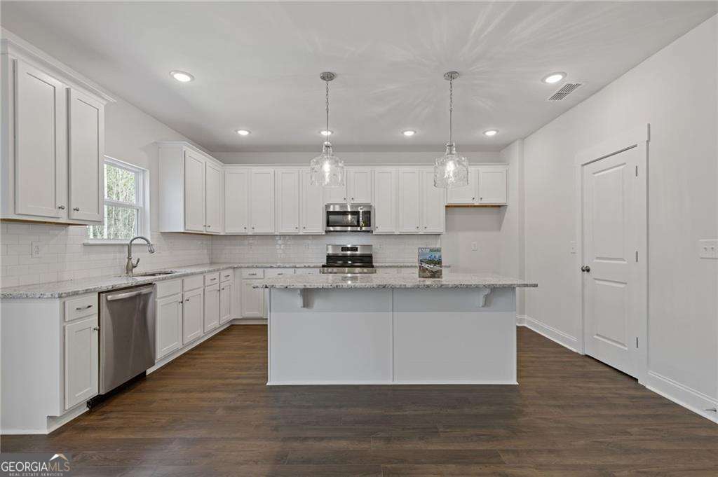 457 Principal Meridian Drive