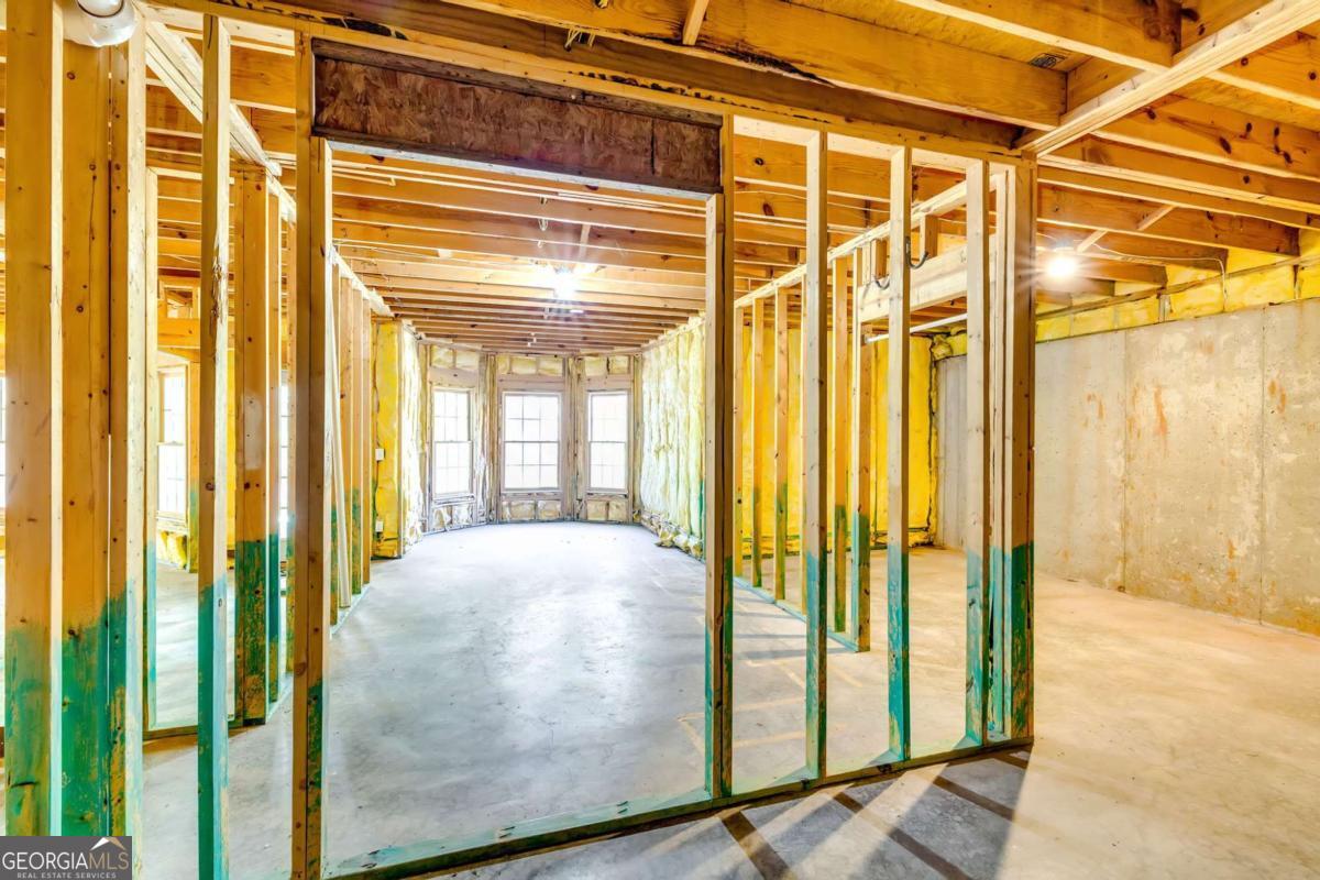 1761 Westminster Way