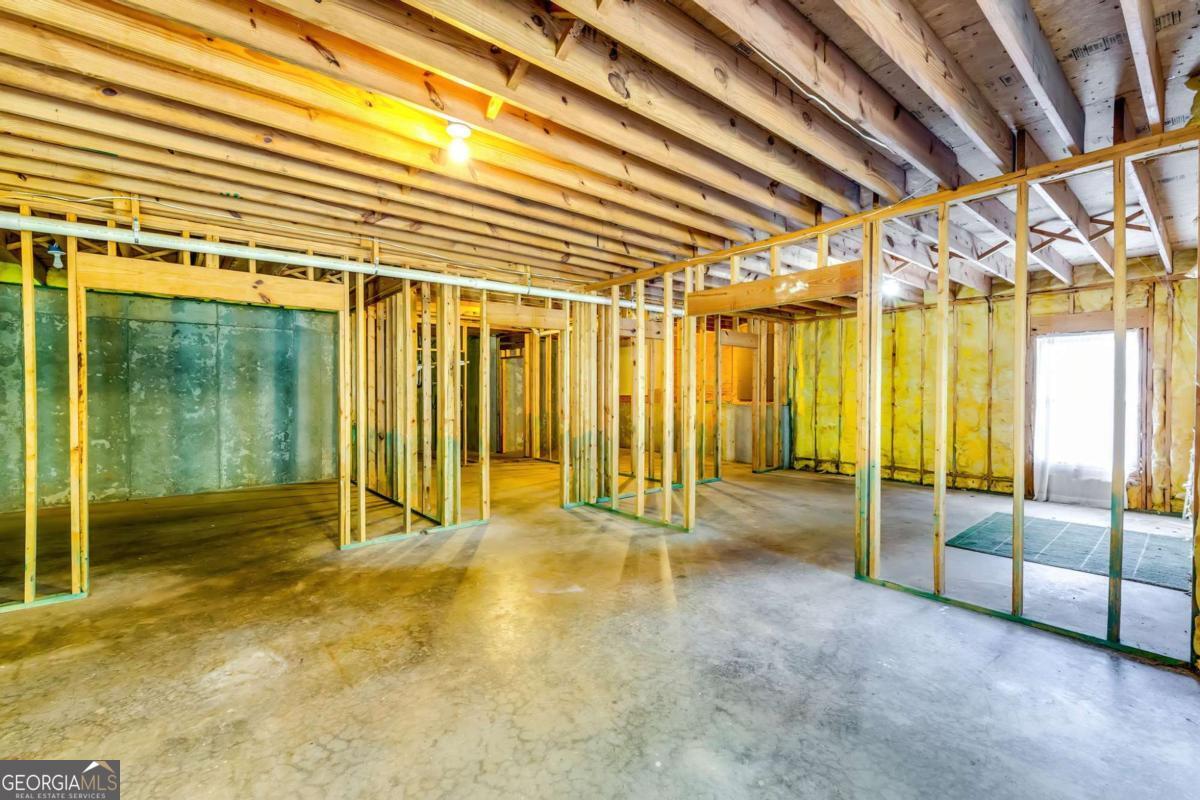 1761 Westminster Way