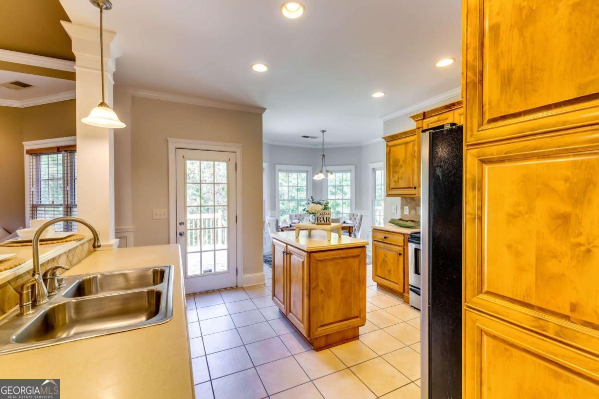 1761 Westminster Way