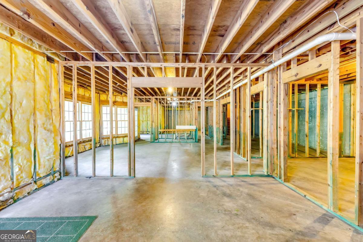 1761 Westminster Way