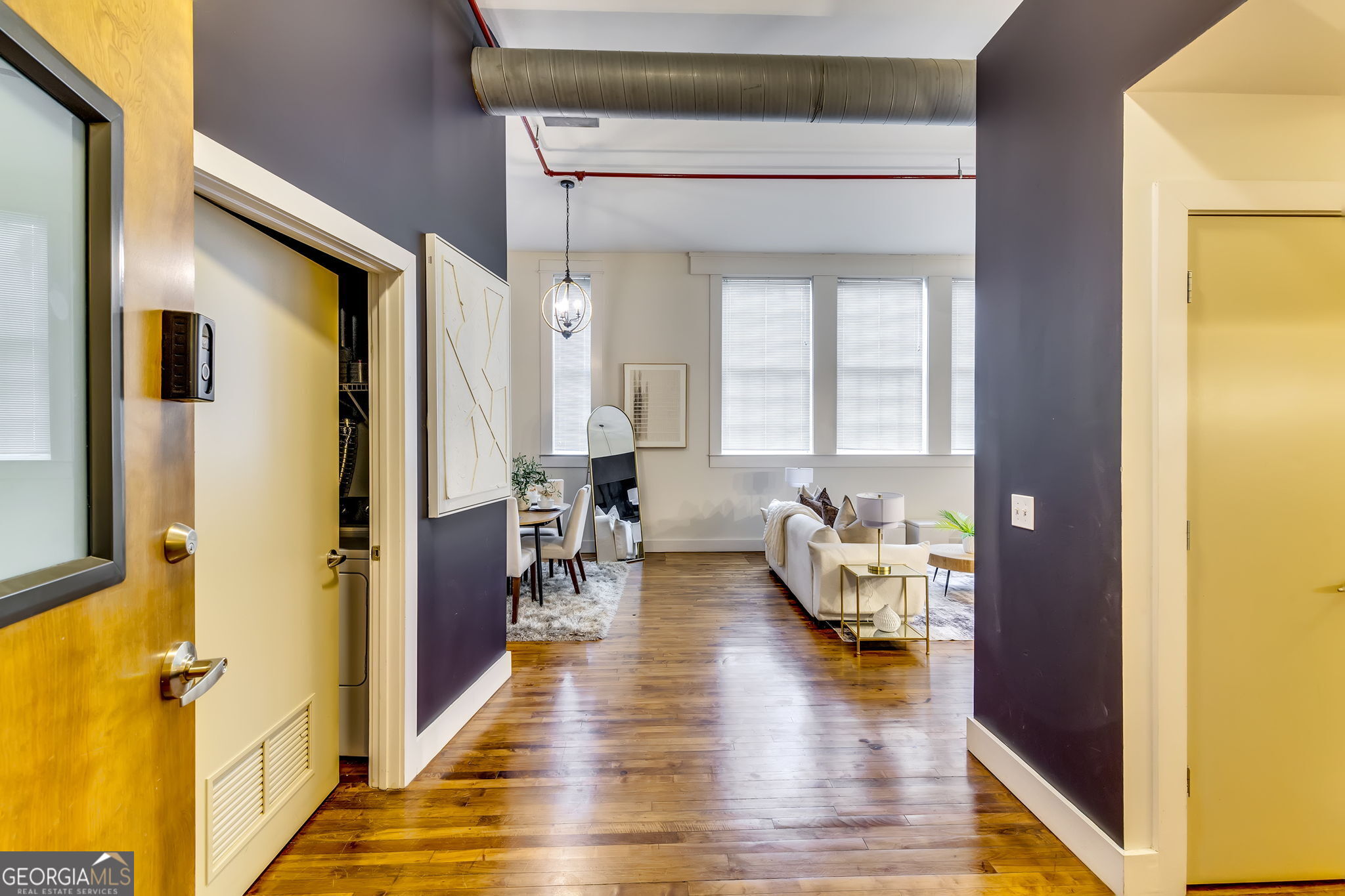 600 College Street # 101