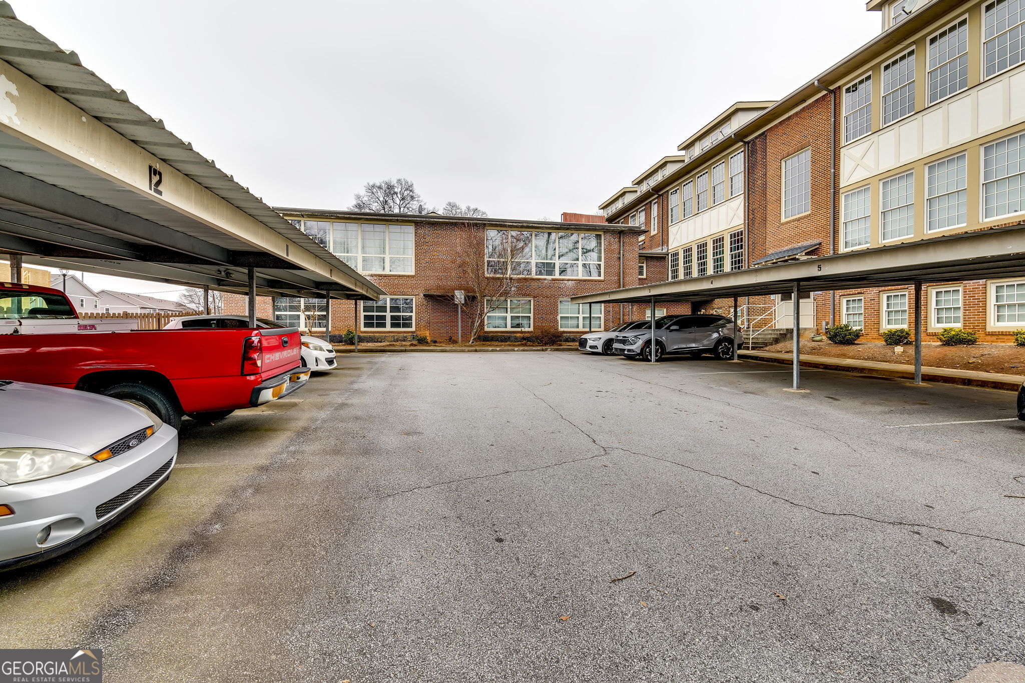 600 College Street # 101