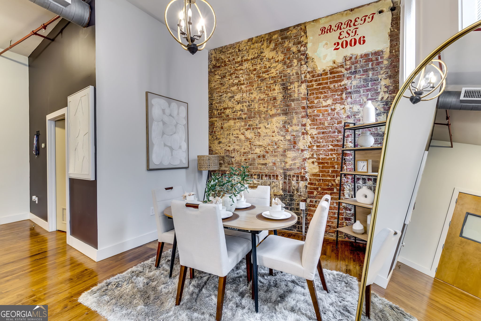 600 College Street # 101