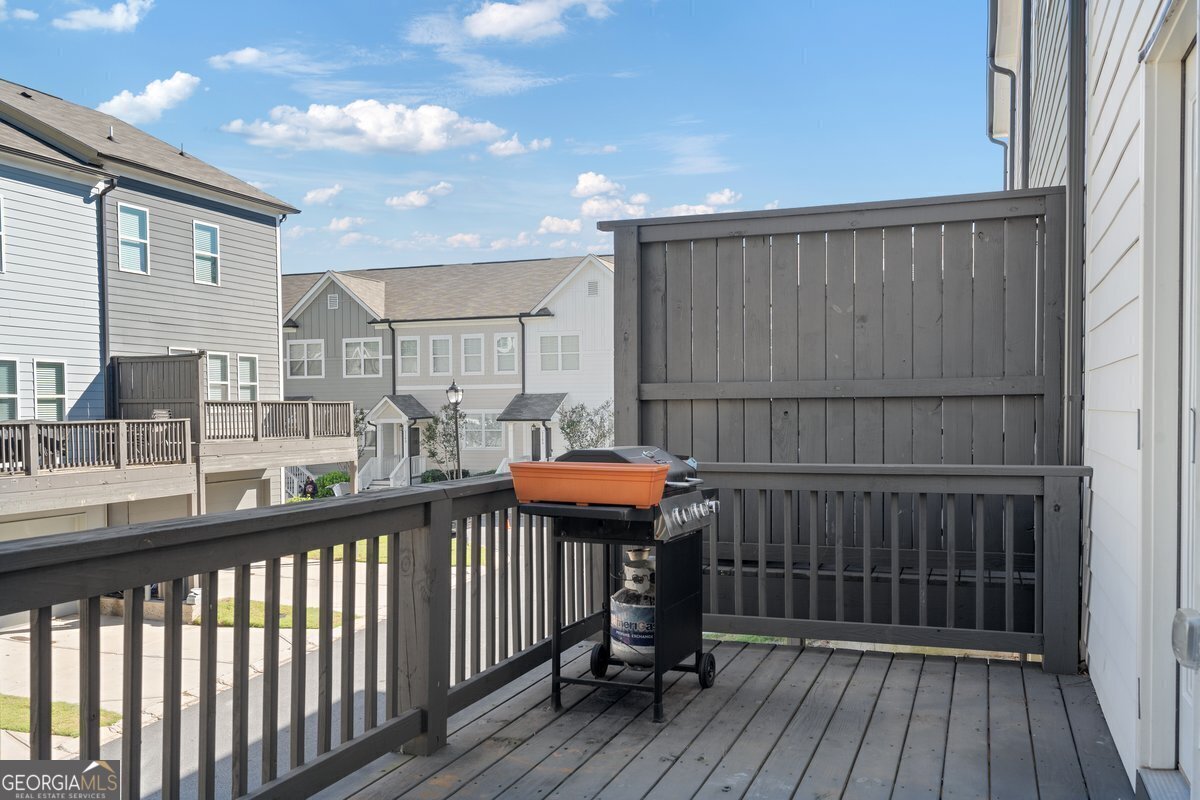 1267 Carbon Court SE