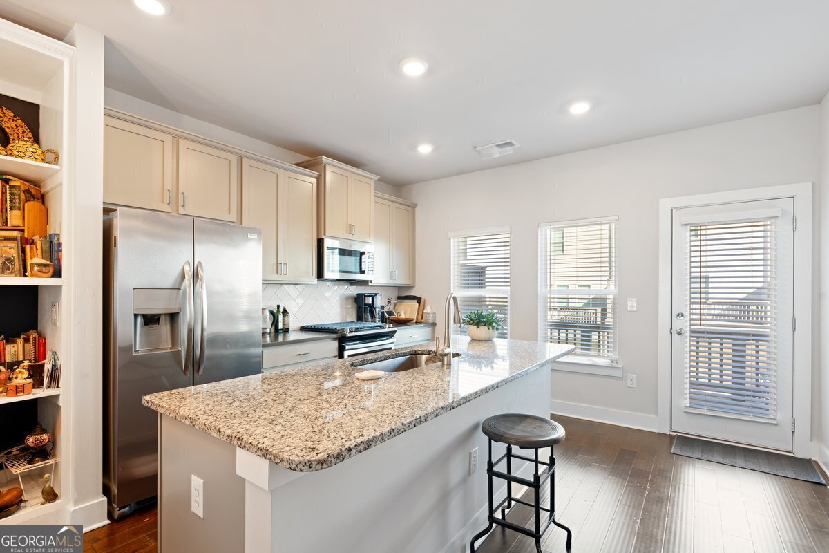 1267 Carbon Court SE