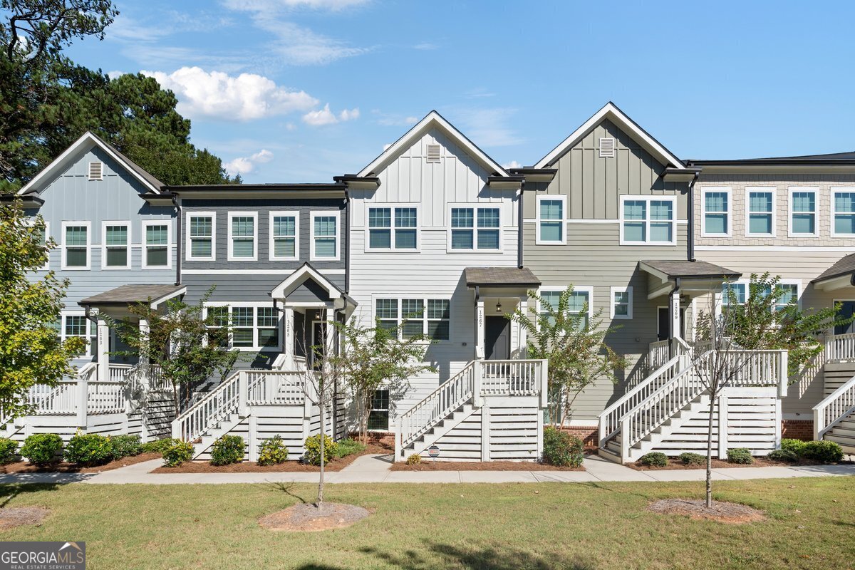 1267 Carbon Court SE