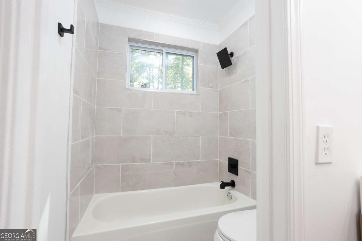 3232 Abbeywood Drive