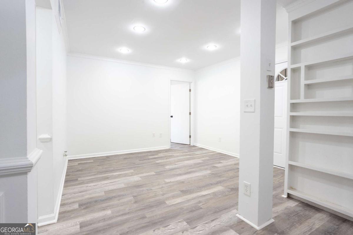 3232 Abbeywood Drive