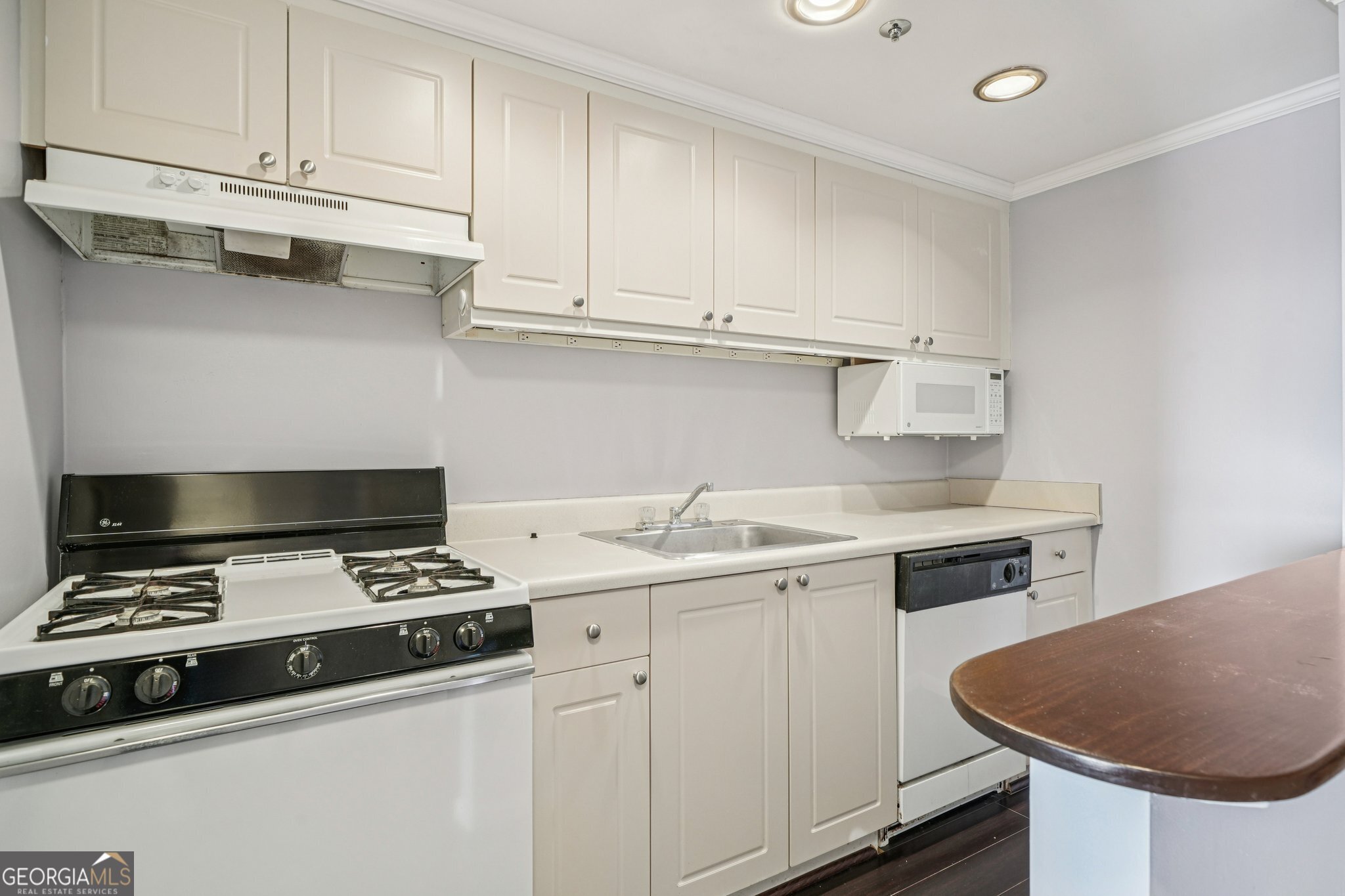 1501 Clairmont Road # 1911