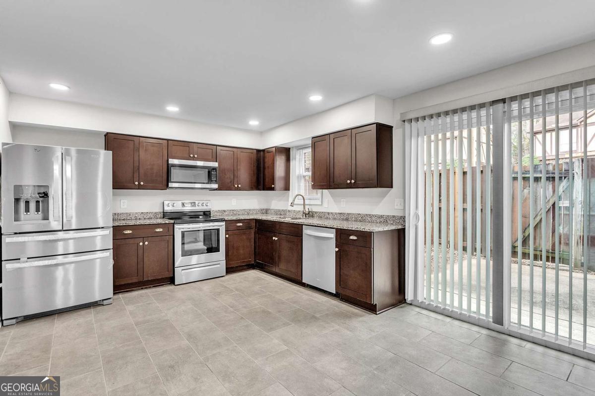 3243 Abbeywood Drive