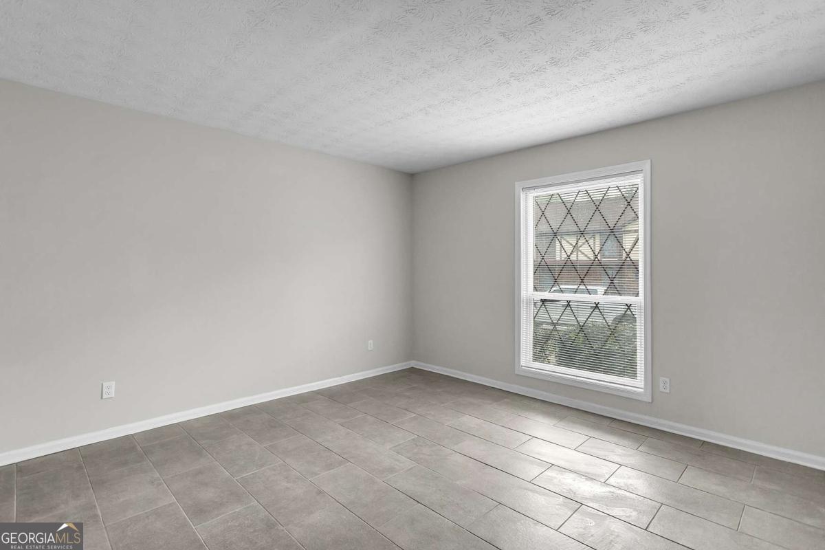 3243 Abbeywood Drive