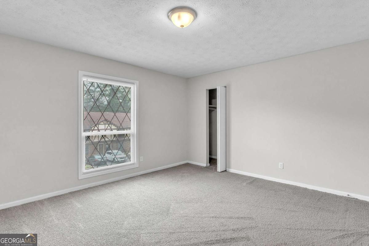 3243 Abbeywood Drive