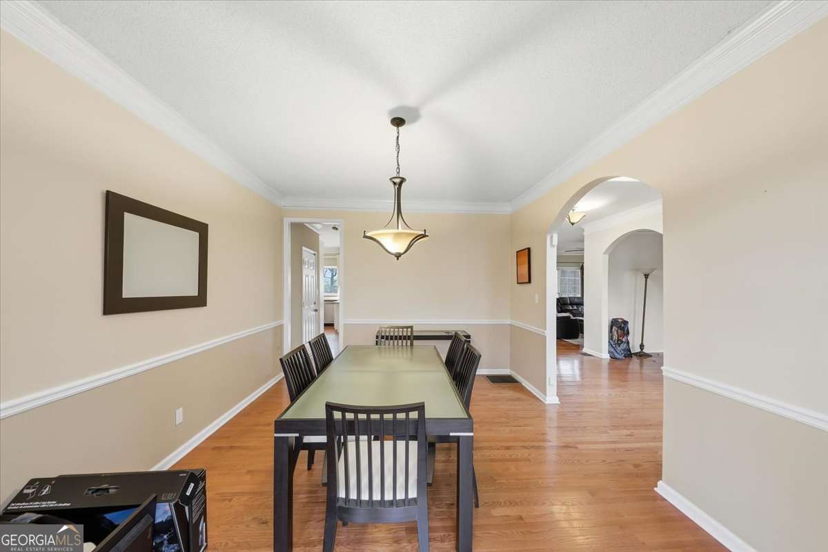 110 Varsailles Place