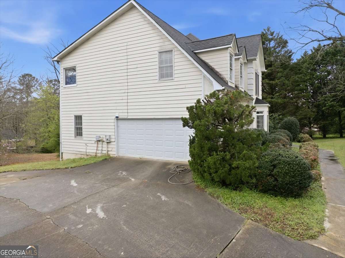 110 Varsailles Place