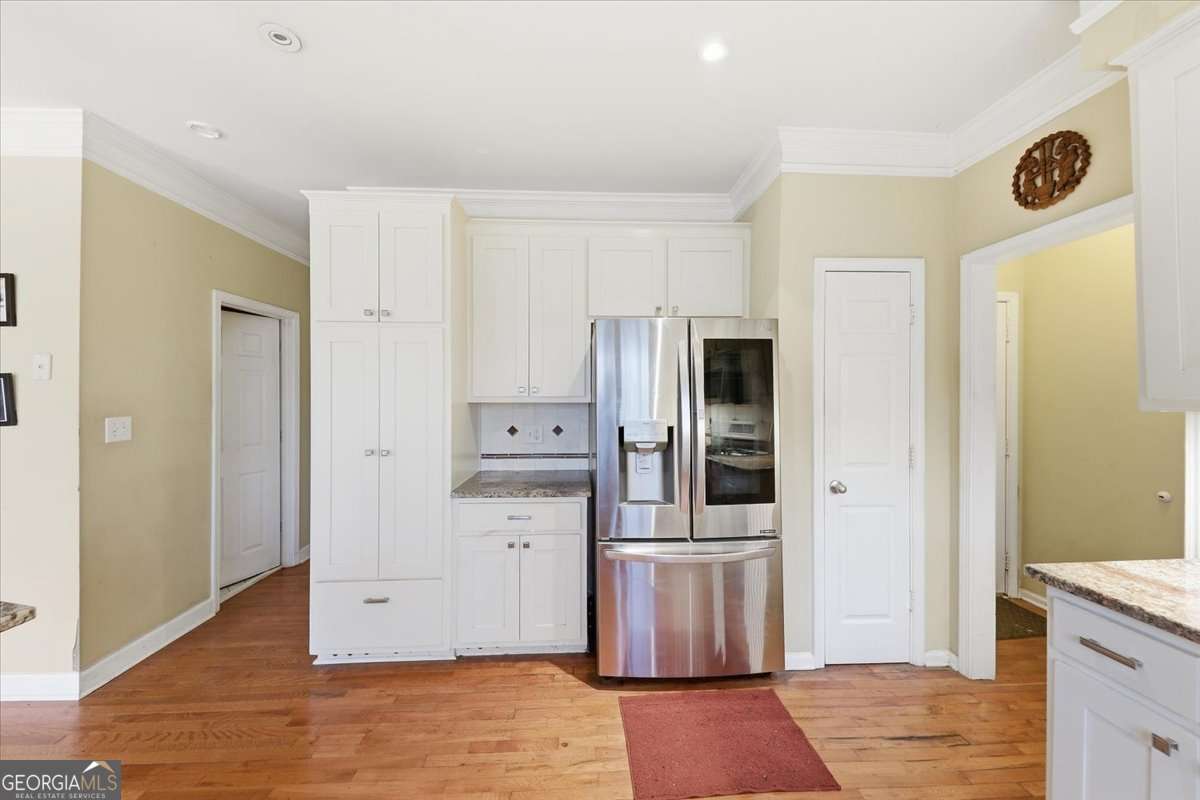 110 Varsailles Place