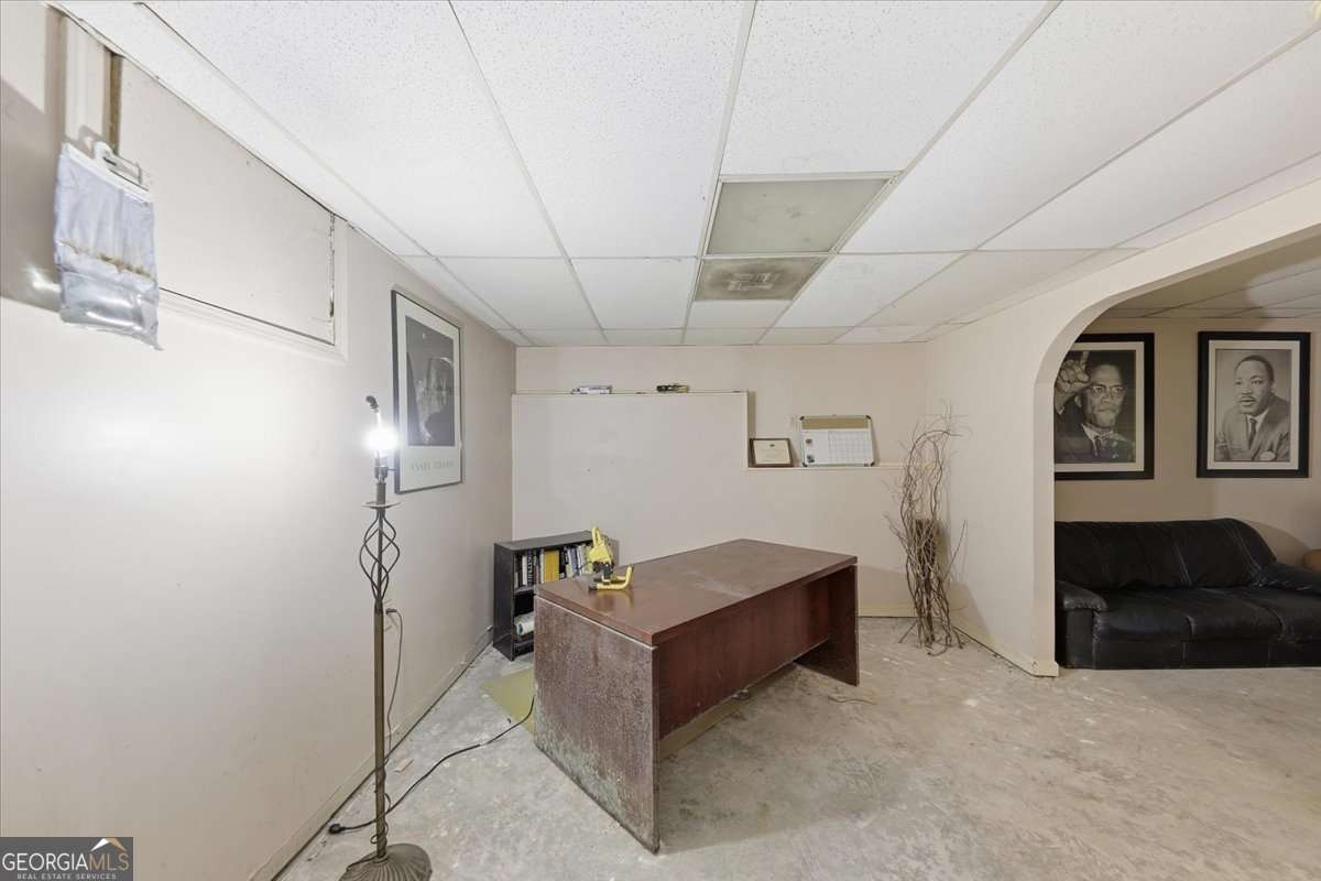 110 Varsailles Place