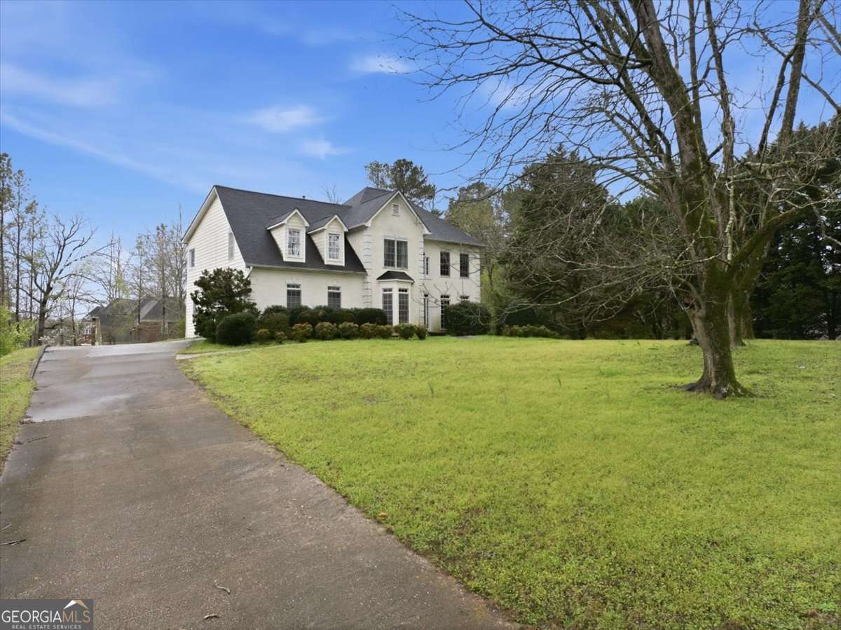 110 Varsailles Place