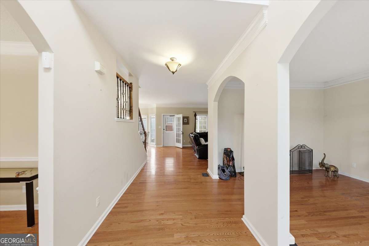 110 Varsailles Place