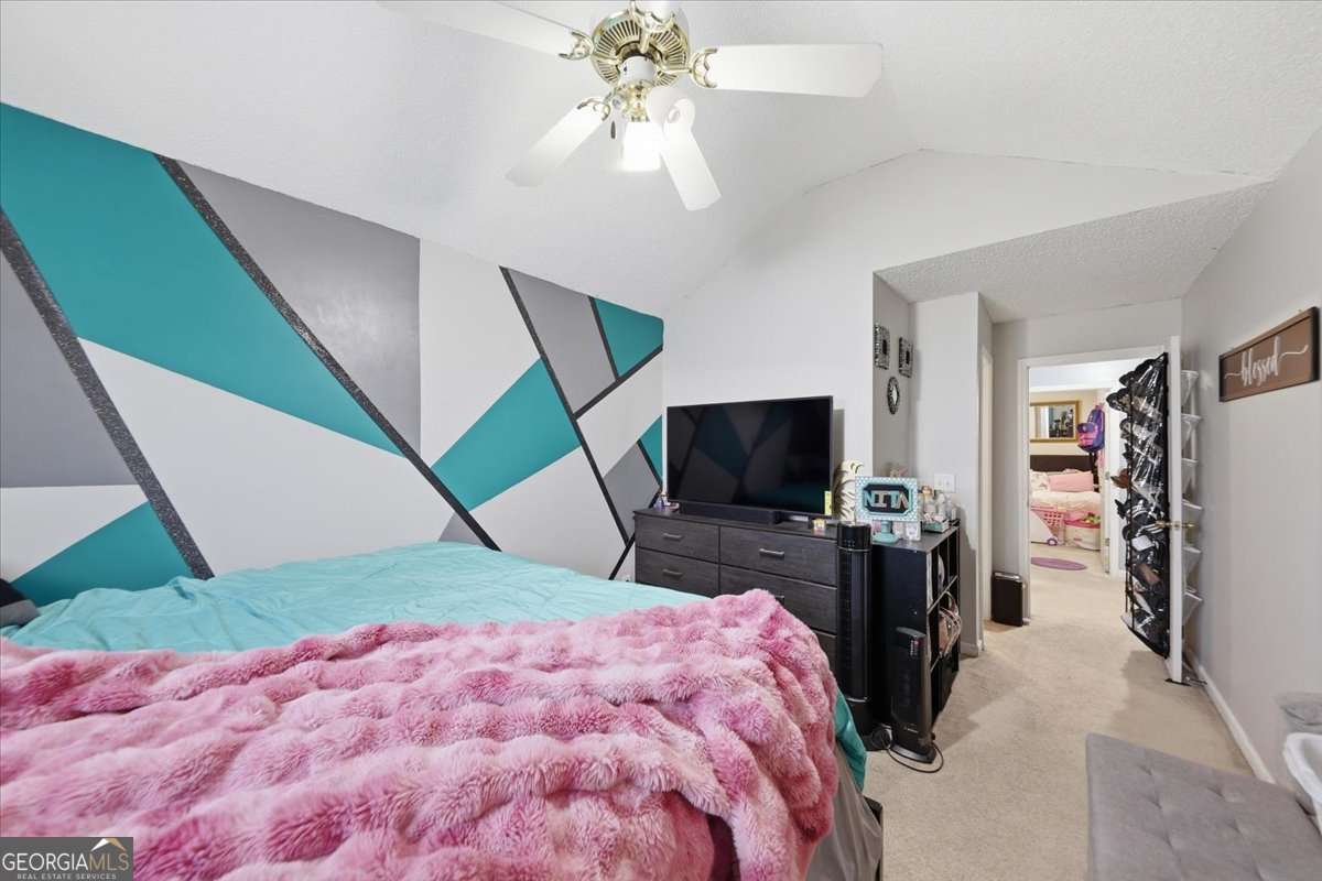 7222 Alicias Way