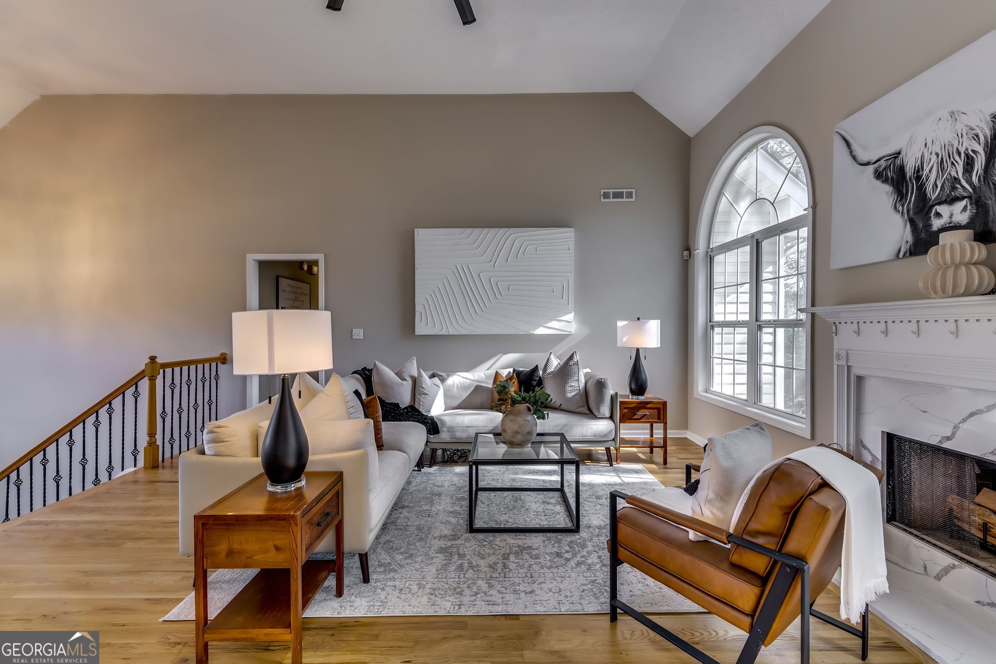 586 Ribbon Lane