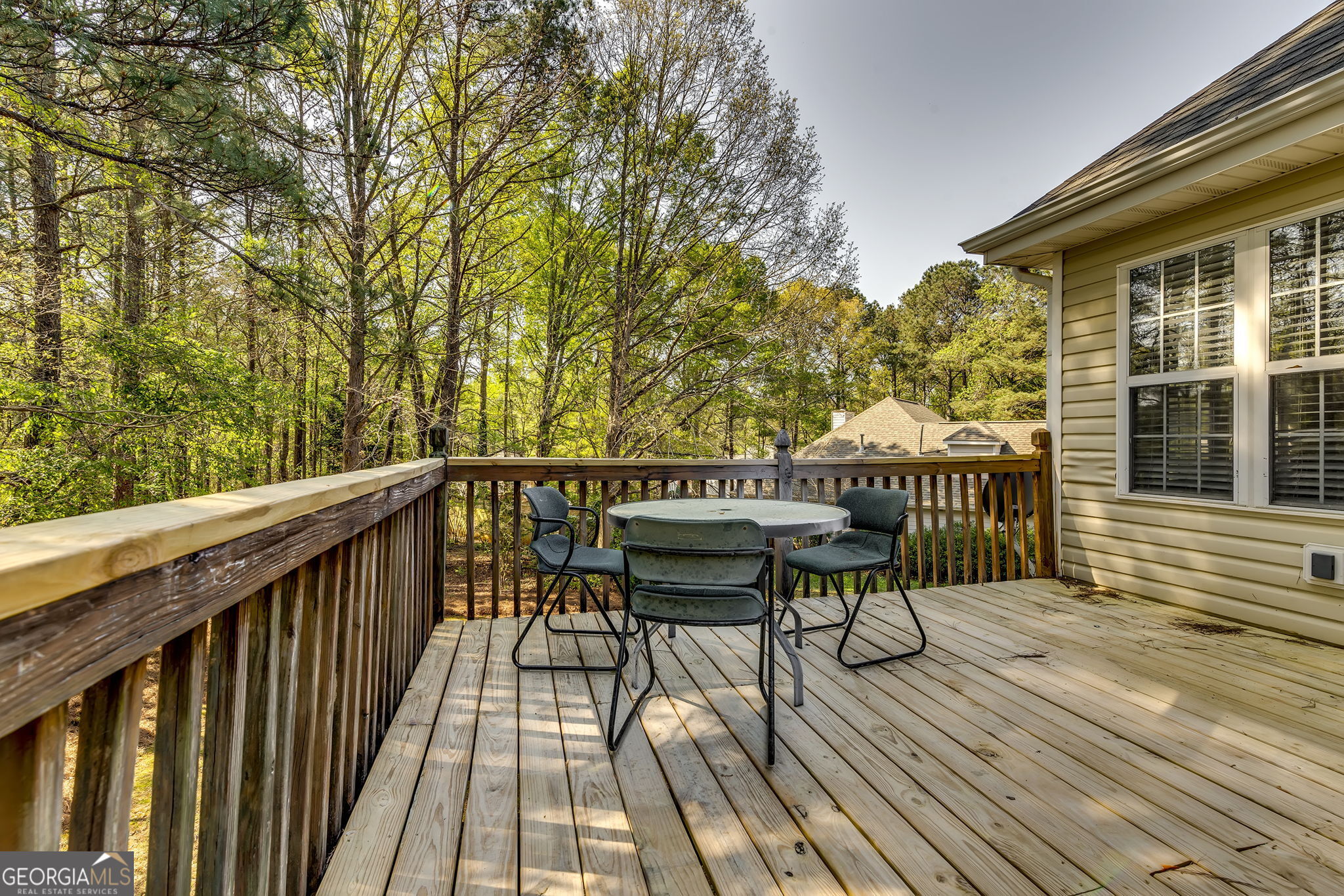 586 Ribbon Lane