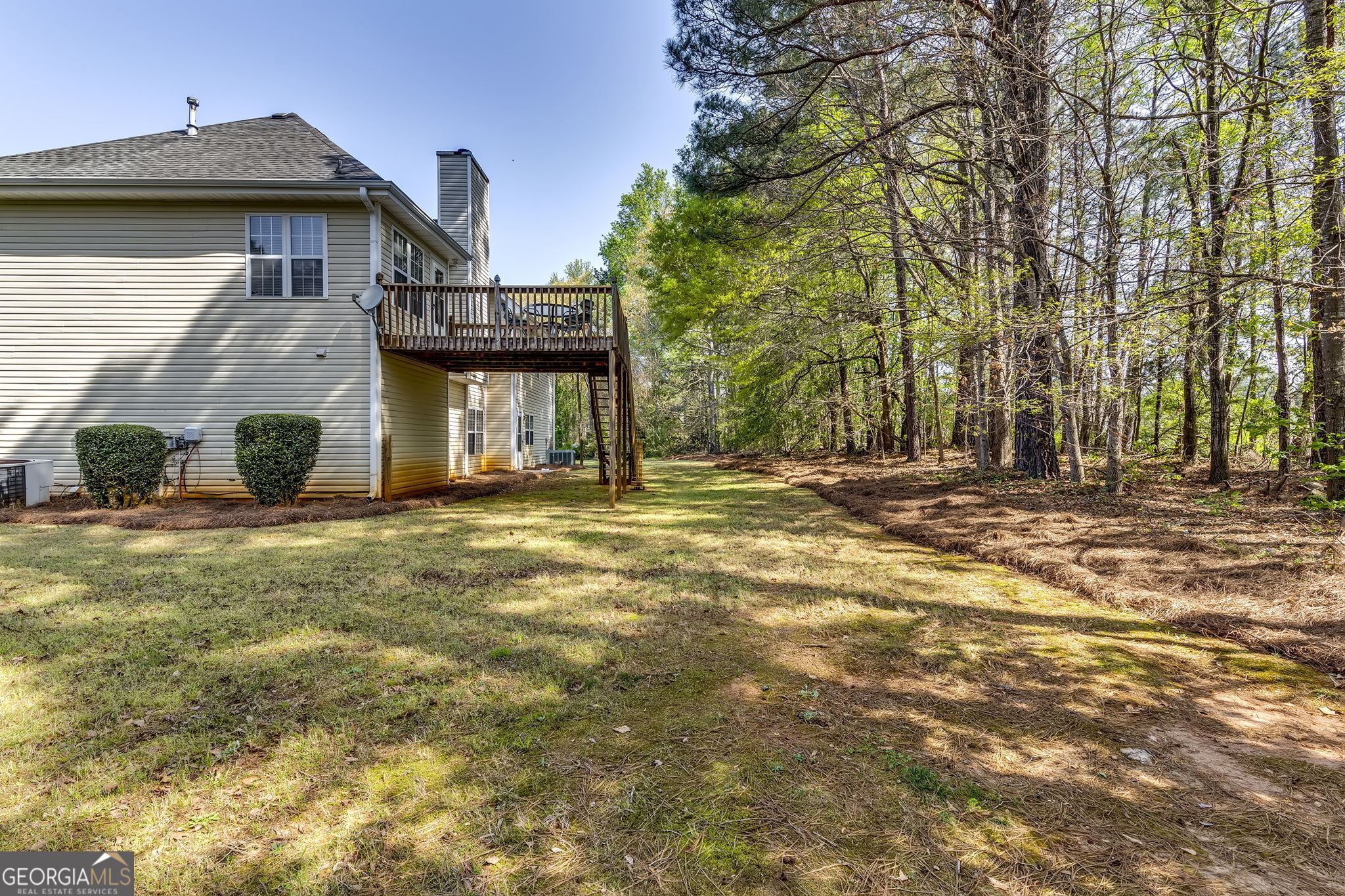 586 Ribbon Lane