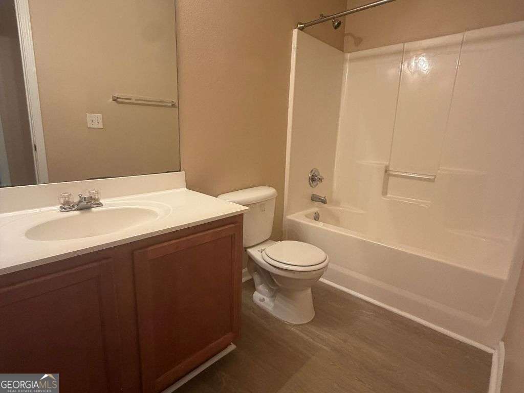 6959 Rogers Point
