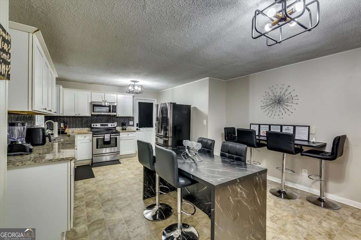 3482 Scenic Drive