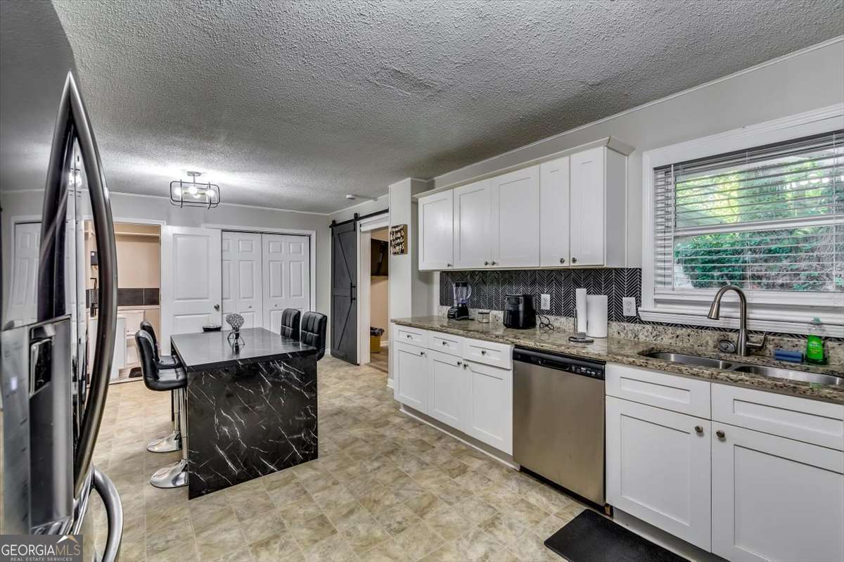 3482 Scenic Drive