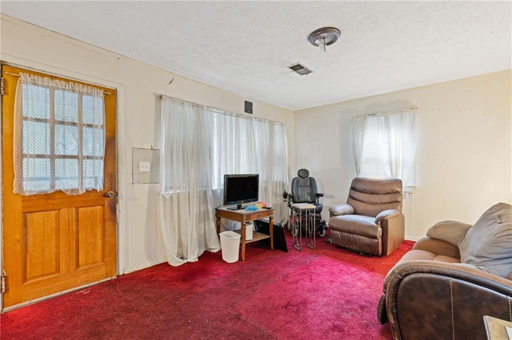 2243 Tiger Flowers Drive NW