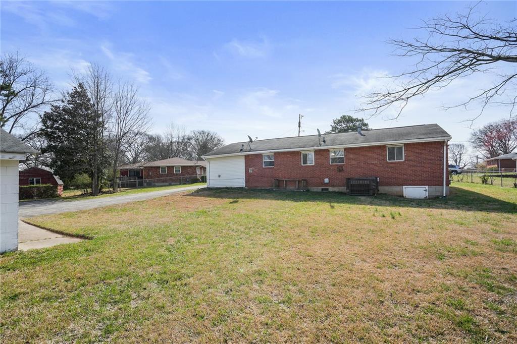 5205 Dunmoreland Court