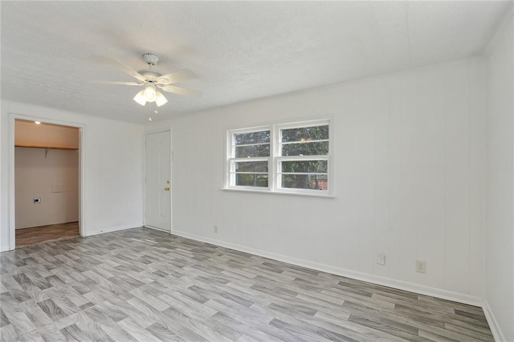 5205 Dunmoreland Court